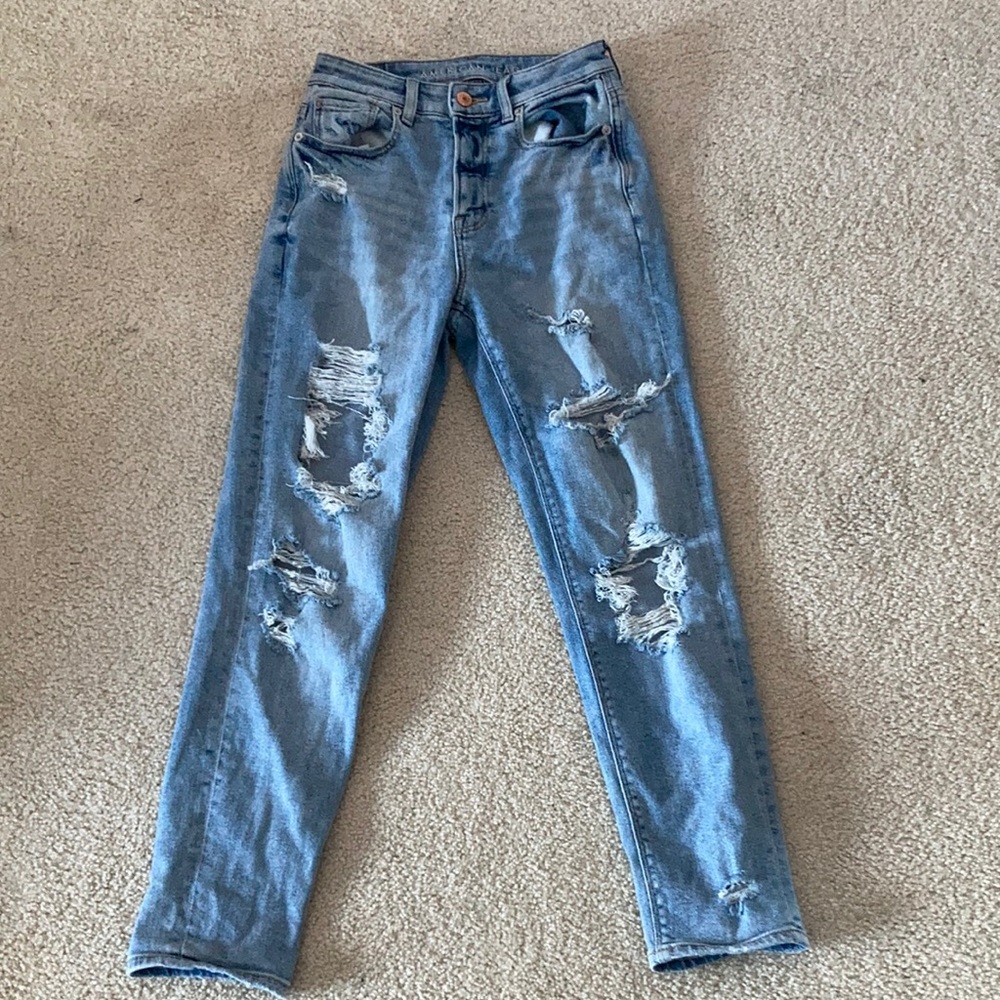 American Eagle Light Wash Ripped Mom Jeans